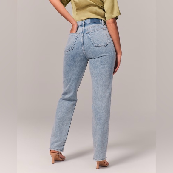 Abercrombie & Fitch Curve Love 90s Straight Jean Cross - Picture 3 of 8